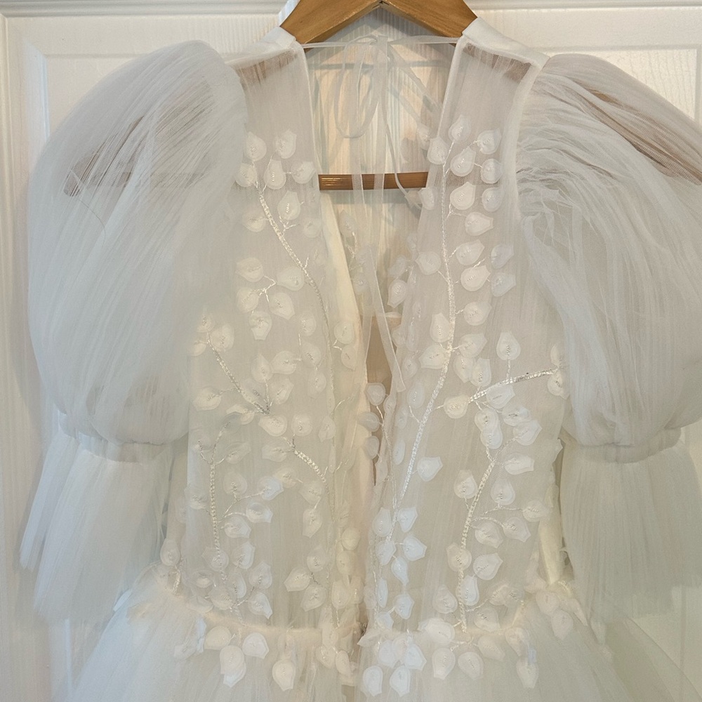 Have Dress Store Jade Short Wedding Reception Dress Size 8 - Picture 6 of 7